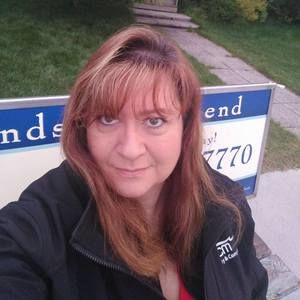 Meet your Posher, Carole